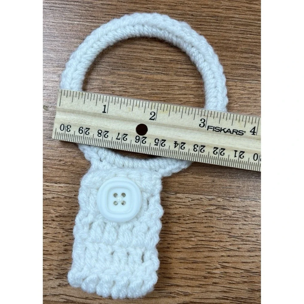 Lot of 5 Handmade Crochet Towel Holder Rings, Button Close NEW